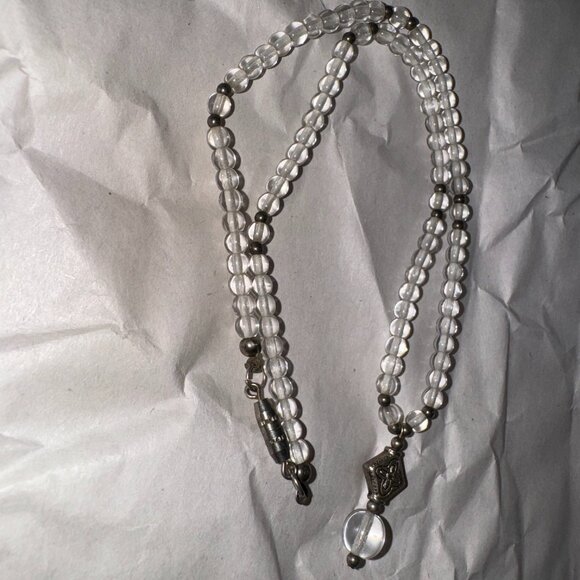 15" Clear and Silver Beaded Necklace - Picture 4 of 10